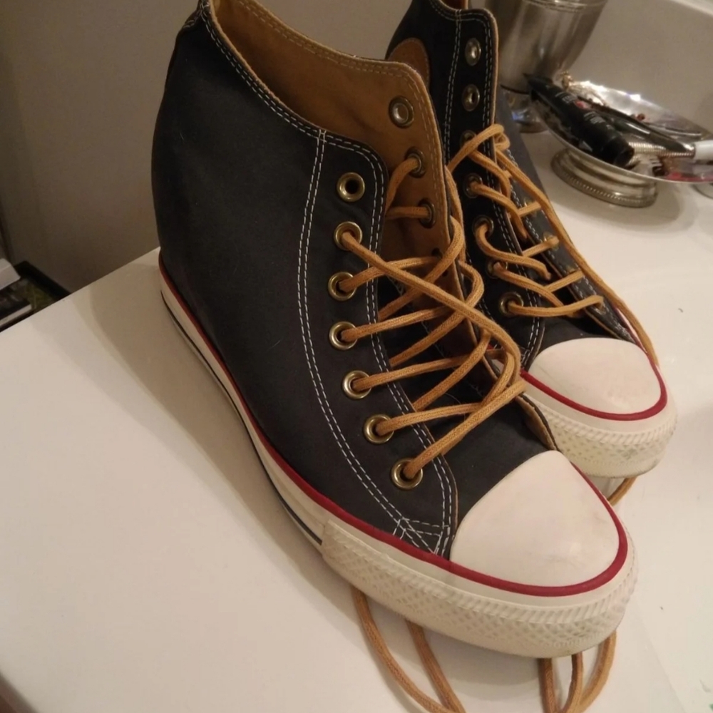Womens converse sneakers